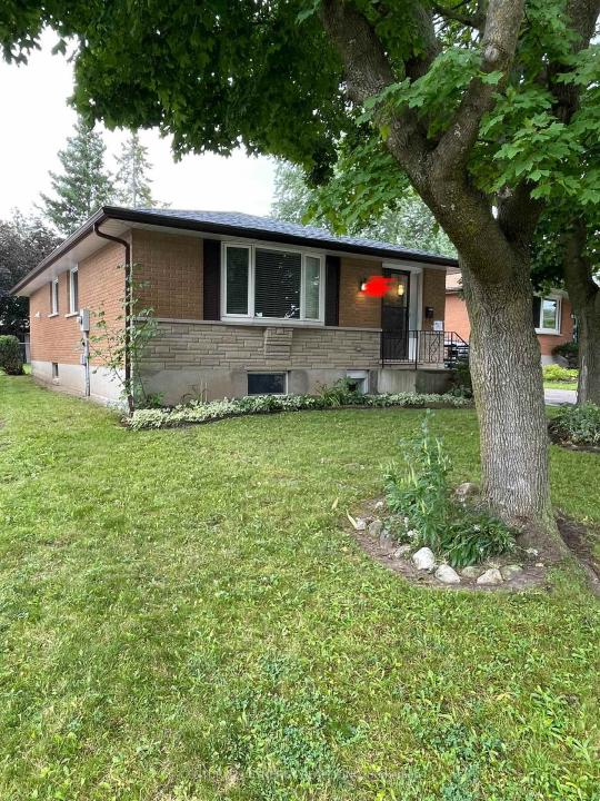 275 TOLL GATE BOULEVARD, Waterloo, Ontario N2L 4M3, Canada