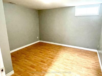275 TOLL GATE BOULEVARD, Waterloo, Ontario N2L 4M3, Canada