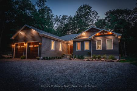 1459 WIGAMOG ROAD, Minden Hills, Ontario K0M 2K0, Canada