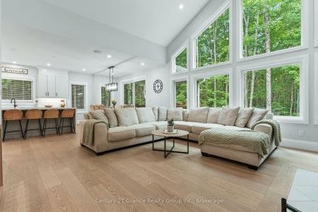 1459 WIGAMOG ROAD, Minden Hills, Ontario K0M 2K0, Canada