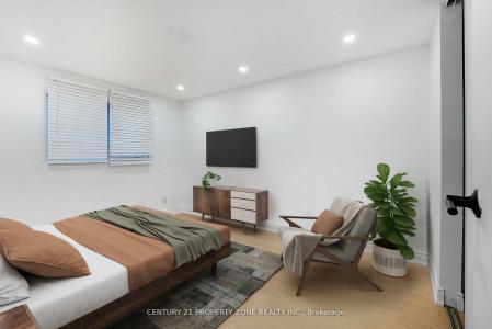96 CENTRE STREET N, Brampton, Ontario L6V 2Z3, Canada