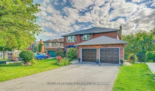 27 HAMMOND DRIVE, Aurora, أونتاريو L4G 2T8, كندا