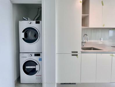 39 MARY STREET, Barrie, Онтарио L4N 1S9, Канада