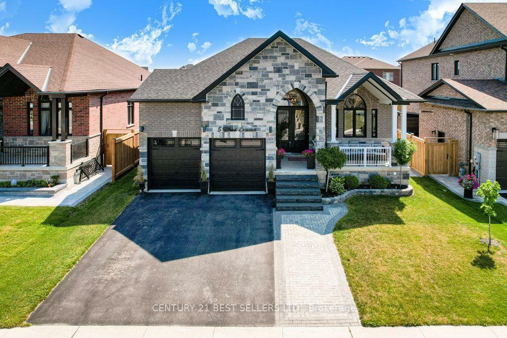 5 WOOD CRESCENT, Essa, Ontario L0M 1B5, Canada
