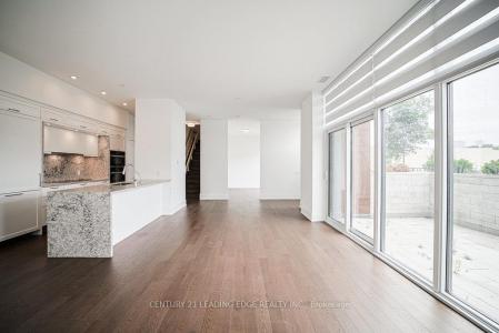 20 INN ON THE PK DRIVE, Toronto, Ontario M3C 0P8, Canadá