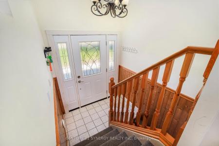 12 MORGAN AVENUE, Perth, Ontario K7H 3G4, Canada