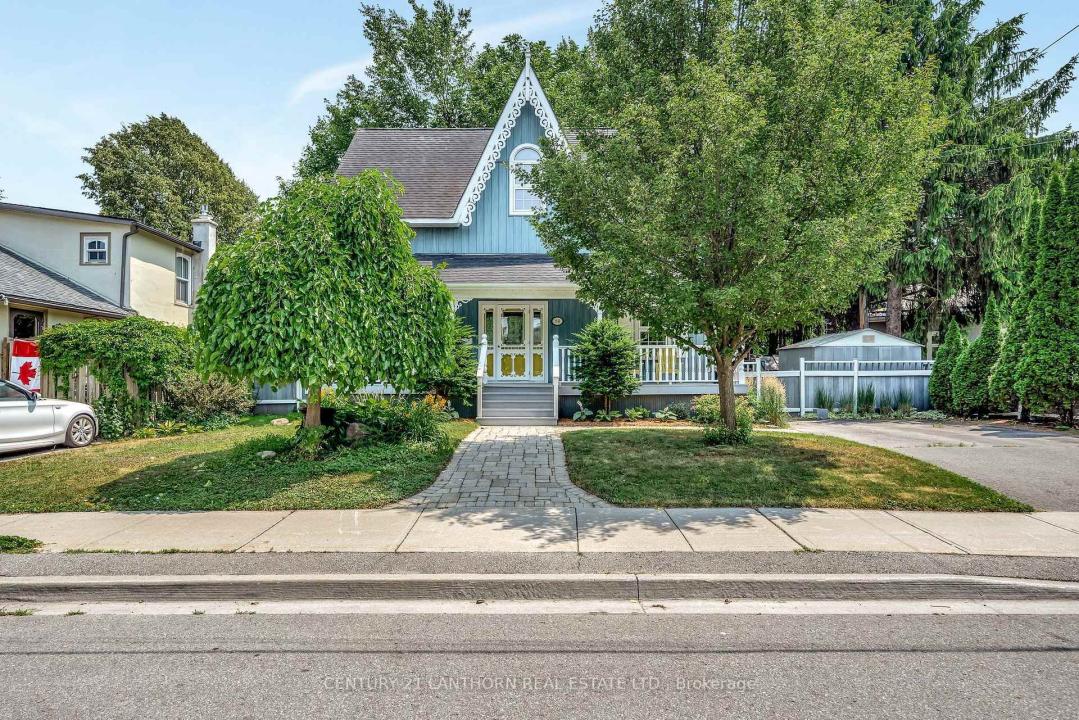 18 QUEEN STREET, Prince Edward County, Ontario K0K 2T0, Canada