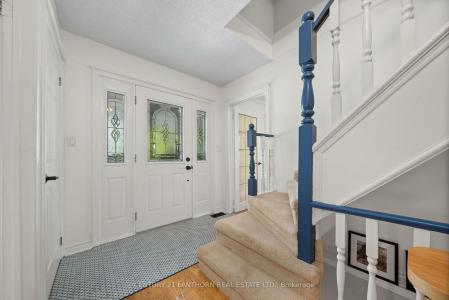 18 QUEEN STREET, Prince Edward County, Ontario K0K 2T0, Canada
