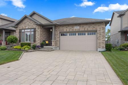 145 WATSON STREET, Lucan Biddulph, Ontario N0M 2A0, Canadá