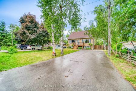 744 WILLIAM STREET, Innisfil, オンタリオ L9S 2G3, カナダ
