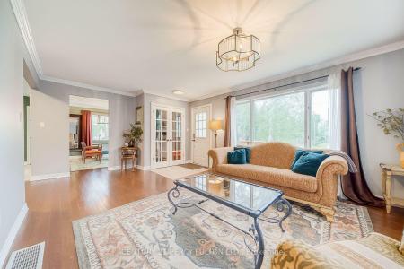 744 WILLIAM STREET, Innisfil, オンタリオ L9S 2G3, カナダ