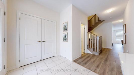 1059 CAMEO STREET, Pickering, Ontario L1X 0G3, Canada