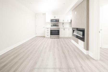 314 GROVE STREET E, Barrie, Онтарио L4M 5J3, Канада