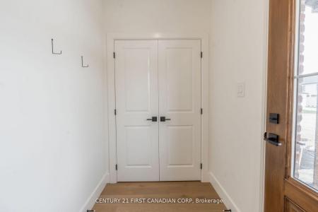 147-31 SCOTTS DRIVE, Lucan Biddulph, Ontario N0M 2J0, Canada