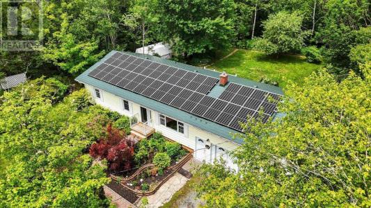 54 PARKER LANE, Porters Lake, Nova Scotia B3E 1E5, Canada