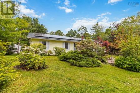 54 PARKER LANE, Porters Lake, Nova Scotia B3E 1E5, Canada