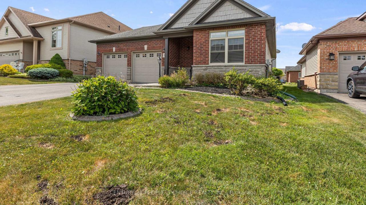 11 AARON TRAIL, Welland, Ontario L3B 6G4, Kanada