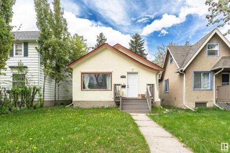 10922 84 AVENUE NW, Edmonton, Alberta T6G 0V4, Canada