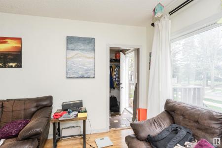 10922 84 AVENUE NW, Edmonton, Alberta T6G 0V4, Canada