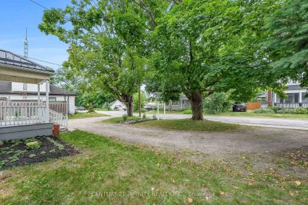 128 GLENGARRY ROAD, Kawartha Lakes, Ontario L0A 1A0, Canada