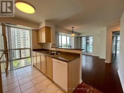 28 OLIVE AVENUE, Toronto (willowdale East), 온타리오주 M2N 7E6, 캐나다
