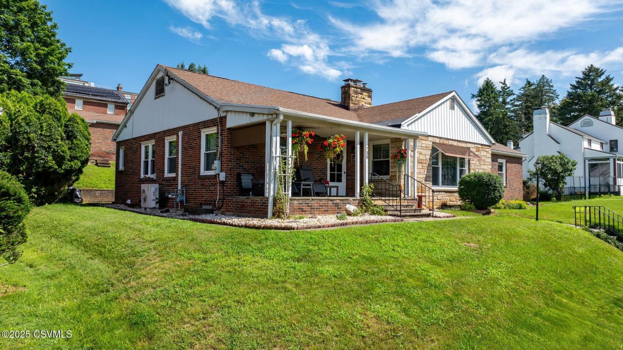 735 E 3rd Street, Bloomsburg, 賓夕法尼亞州 17815, 美國