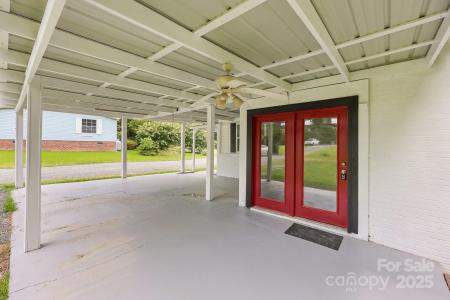 1040 Beckham Road, Salisbury, Caroline Du Nord 28147, États-Unis