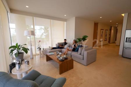 Manzana 27 lt 1 38,, Cancún/Benito Juárez, Quintana Roo 77500, Meksyk