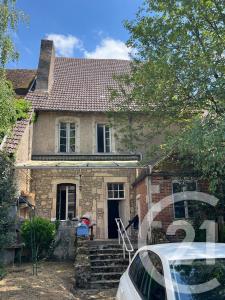 Entrains Sur Nohain, Bourgogne 58410, Francia
