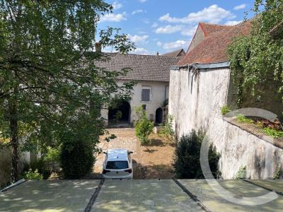 Entrains Sur Nohain, Bourgogne 58410, Francia