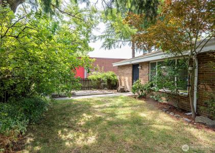 13049 35th Avenue, Seattle, Washington 98125