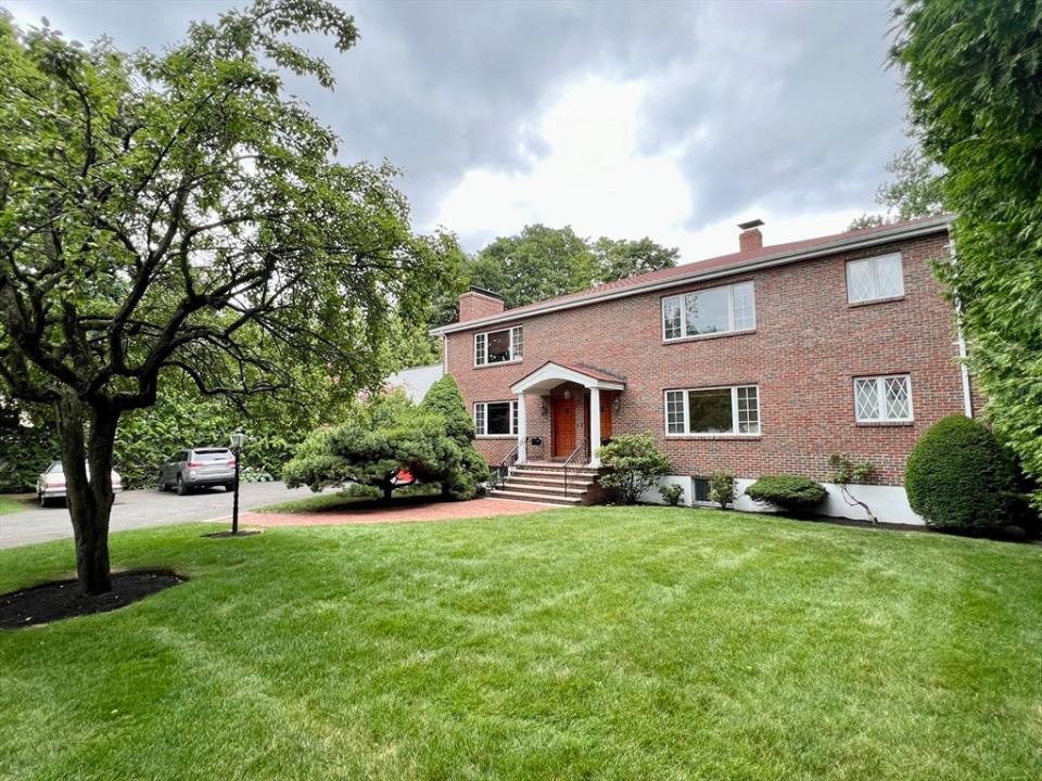 177R Faneuil Street, Boston, Massachusetts 02135, Estados Unidos