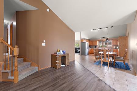 8542 Monaghan Drive, Tinley Park, Illinois 60487, Estados Unidos