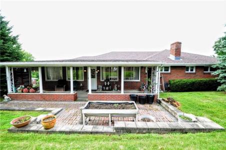 2204 Walch Street, Monongahela, Pennsylvania 15063, USA