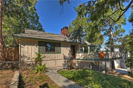 292 Heliotrope Drive, Lake Arrowhead, Califórnia 92352, Estados Unidos