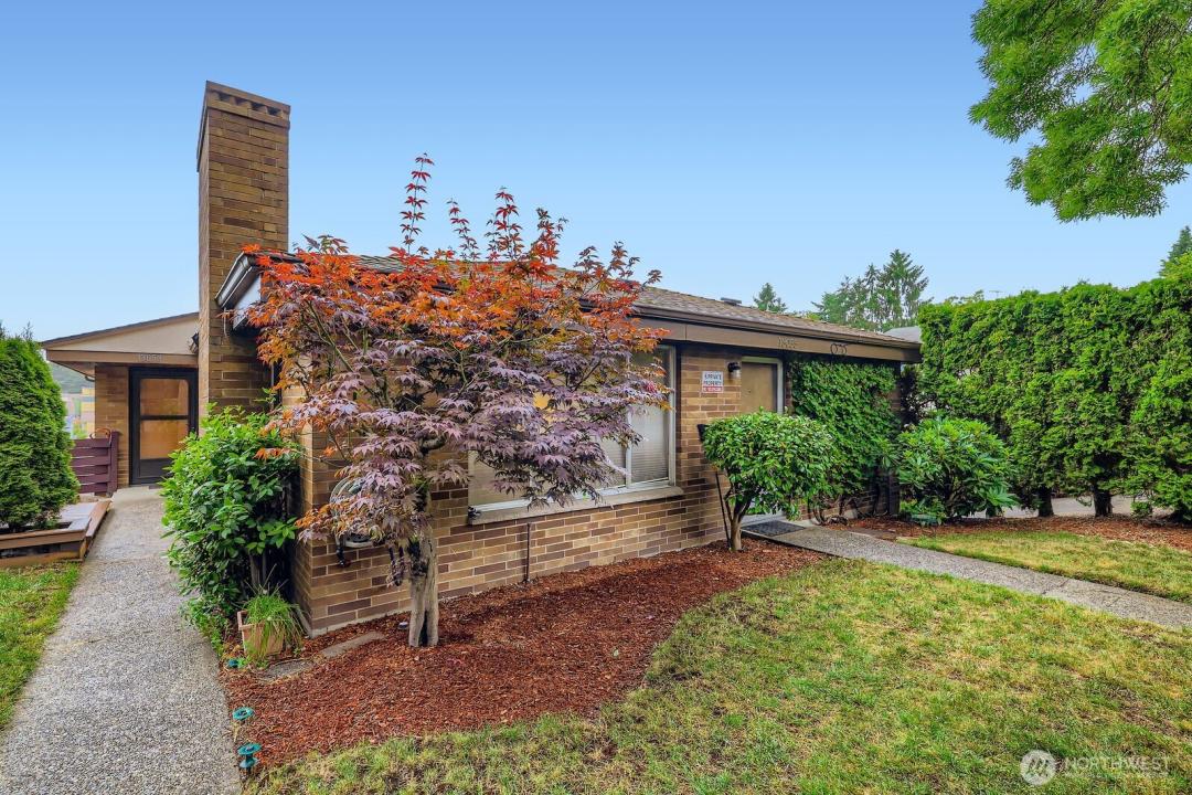 13053 35th Avenue, Seattle, Washington 98125