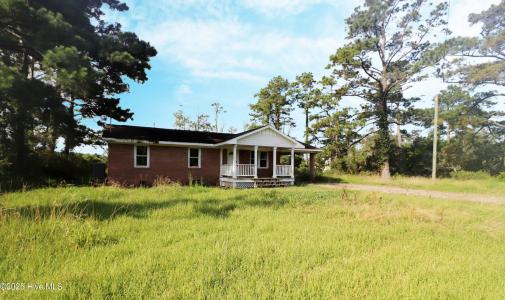 280 Highway 70, Beaufort, North Carolina 28516