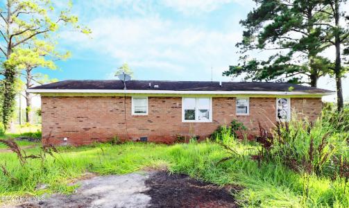 280 Highway 70, Beaufort, North Carolina 28516