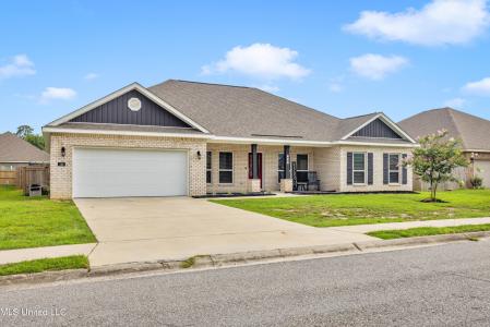 124 Oyster Catcher Cove, Ocean Springs, Mississippi 39564, USA
