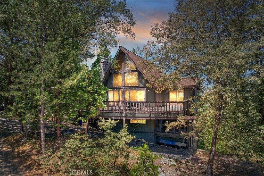 273 Shasta Drive, Lake Arrowhead, Califórnia 92317, Estados Unidos