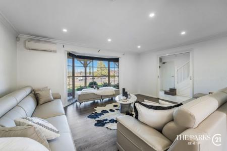 10 Norn Close, Greenfield Park, NSW 2176, Australia