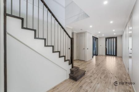 48 Flame Tree Street, Casula, NSW 2170, Australia