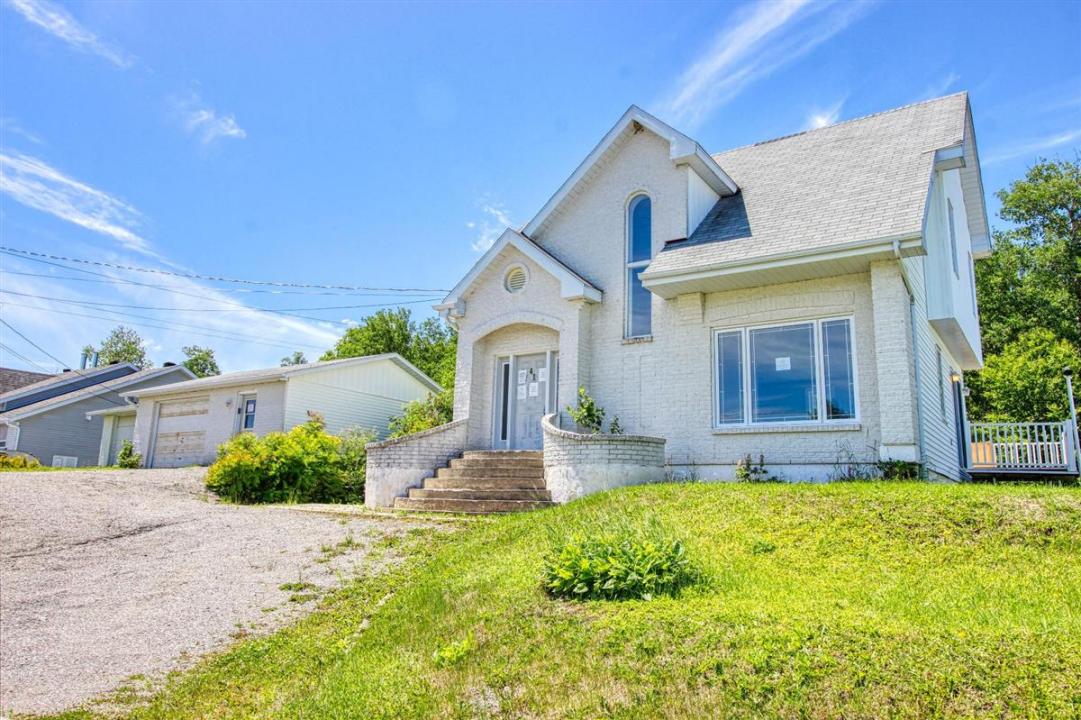 41  Av. des Coquelicots, Rouyn-Noranda, 魁北克省 J9Y 1T3, 加拿大