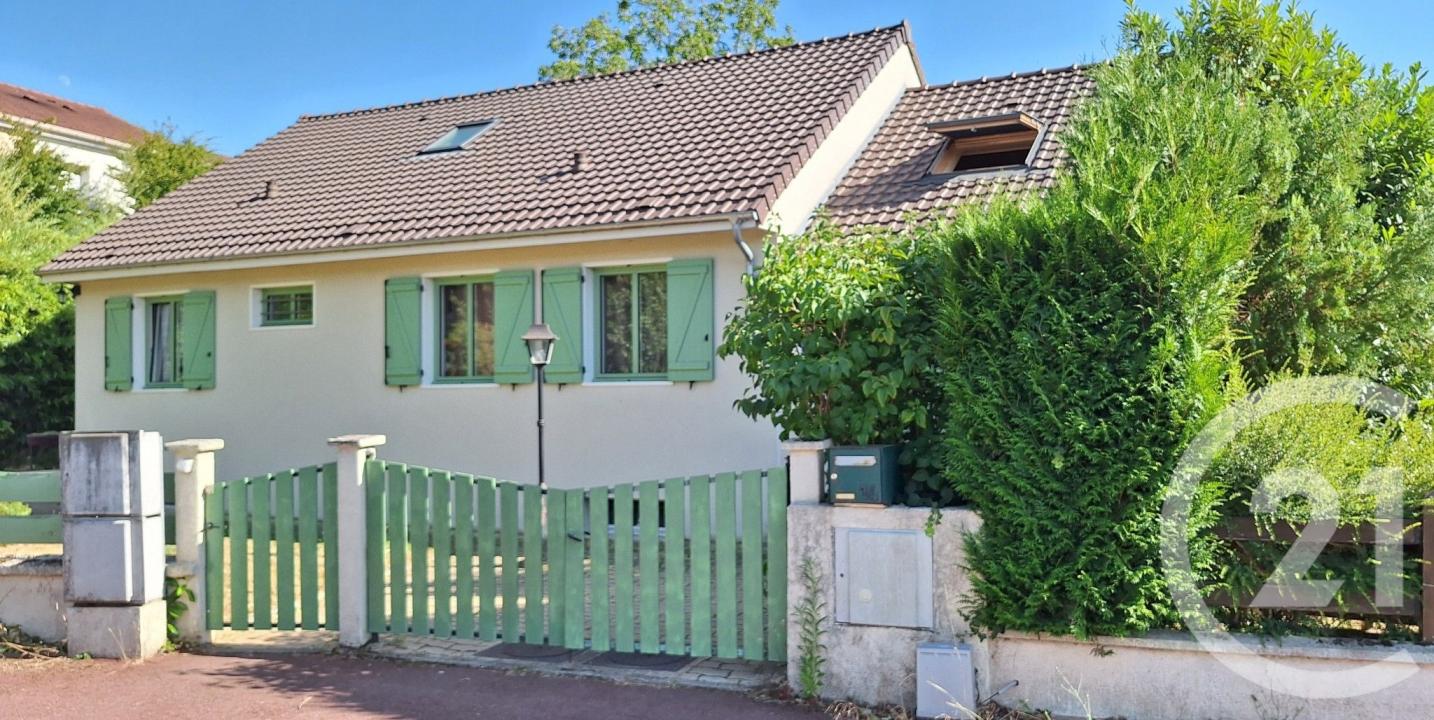 Dourdan, Île-de-France 91410, Francia