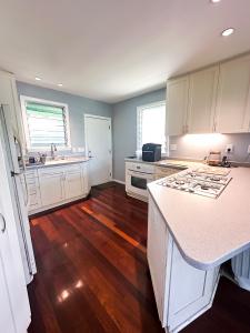 535 Maluniu Ave, Kailua, Hawaii 96734, USA