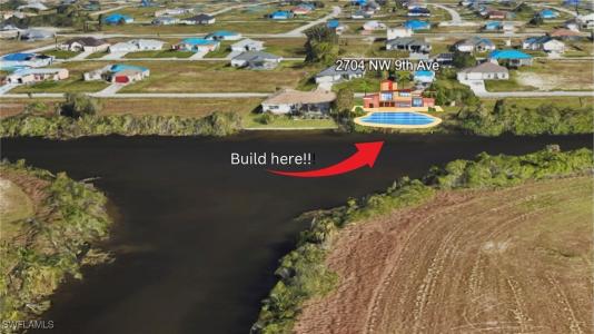 2704 NW 9th Avenue, Cape Coral, Florida 33993, USA