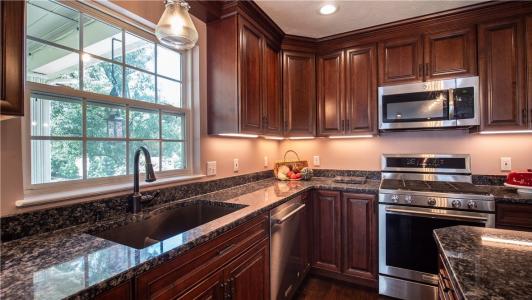 102 Pioneer Ct, Buffalo Twp, Pennsylvania 16229, USA