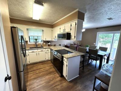591 Rivermont Dr, Pickensville, Alabama 35447