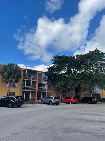 4334 NW 9th Avenue #7-1E, Deerfield Beach, Flórida 33064, Estados Unidos