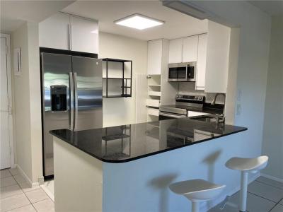 4334 NW 9th Avenue #7-1E, Deerfield Beach, Flórida 33064, Estados Unidos